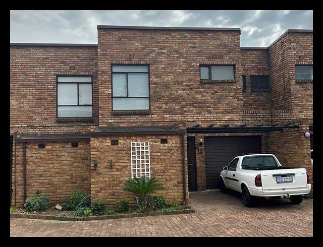 2 BEDROOM CLUSTER FOR SALE IN FREEWAY PARK